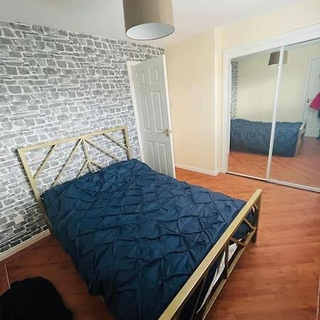 Lovely Entire 2 Bedroom Apartment Monifieth エクステリア 写真
