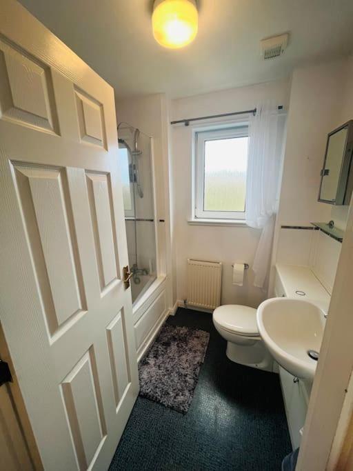 Lovely Entire 2 Bedroom Apartment Monifieth エクステリア 写真